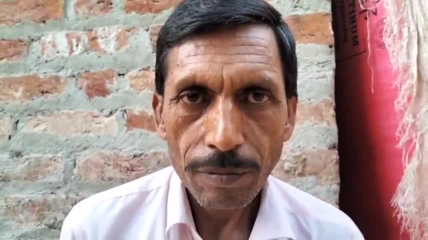तिलहर: कथावाचक द्वारा भक्त को अछूत कहने पर शख्स ने कहा- अभी भी लोग जाति धर्म के आधार पर मानते हैं छुआछूत #छुआछूत