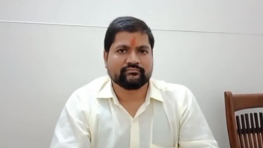 रामनगर: धार्मिक कथावाचक द्वारा भक्त को अछूत कहने पर युवा ने कहा- ऐसे पाखंडी पर होनी चाहिए FIR #छुआछूत