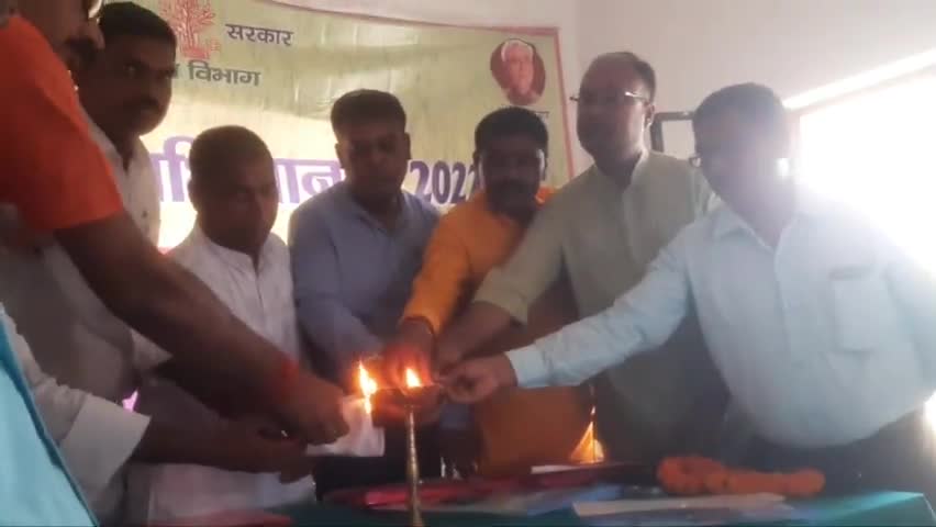 पताही: प्रखंड स्तरीय खरीफ महाअभियान सह प्रशिक्षण कार्यक्रम आयोजित, नई तकनीक बढ़ाएंगे उपज #kisan #patahi #motihari