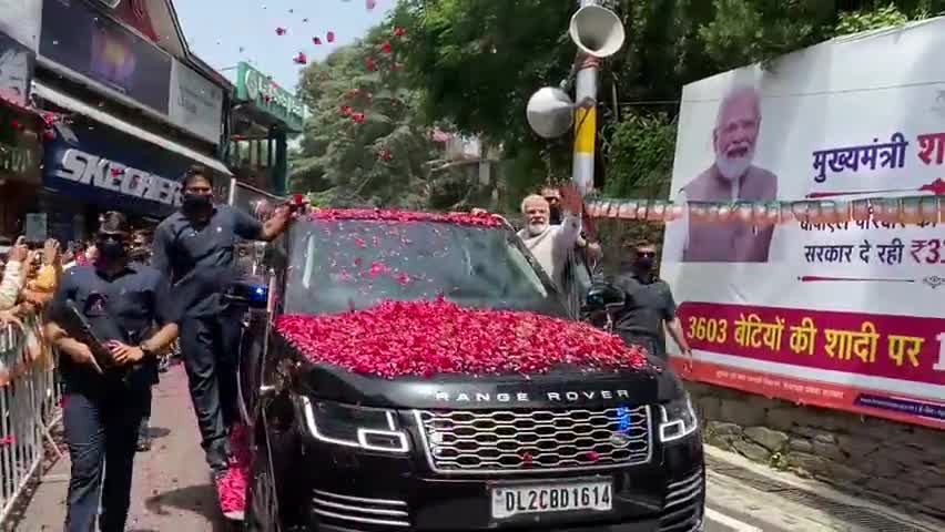 आदरणीय प्रधानमंत्री श्री नरेंद्र मोदी जी का देवभूमि हिमाचल में आत्मीय स्वागत-अभिनंदन…

#8YearsOfSeva