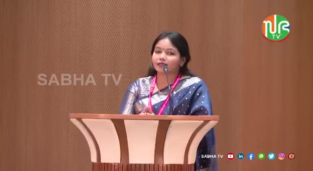 केरला विधानसभा में आयोजित राष्ट्रीय महिला विधायक सम्मेलन में भाषण देते हुए।
#मोहनिया विधायक   #संगीत कुमारी