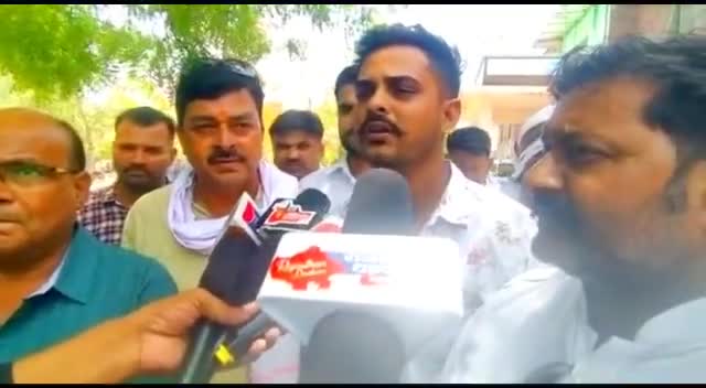 प्रताप का #अपमान नही सहेगा हिन्दुस्तान-

#हिन्दुआ सूर्य महाराणा प्रताप पर 
#अभद्र टिप्पणी के विरोध मे