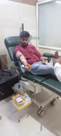 #DONATE_BLOOD_SAVE_LIFE
#REALHERO #इशांत गुप्ता  A + द्वारा 
 जरूरतमन्द  मरीज के लिए हमारे निवेदन पर ट्रॉमा सेंटर ब्लड बैंक पहुँचकर रक्तदान किया।।