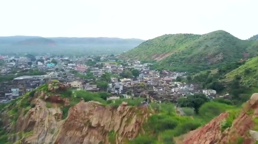 न रही अब ज़िलों व राज्यों के बॉर्डर की मजबूरी, 
ONORC से मिल रहा हर ग़रीब को राशन, जहाँ है जरूरी!
#8YearsOfGaribKalyan
