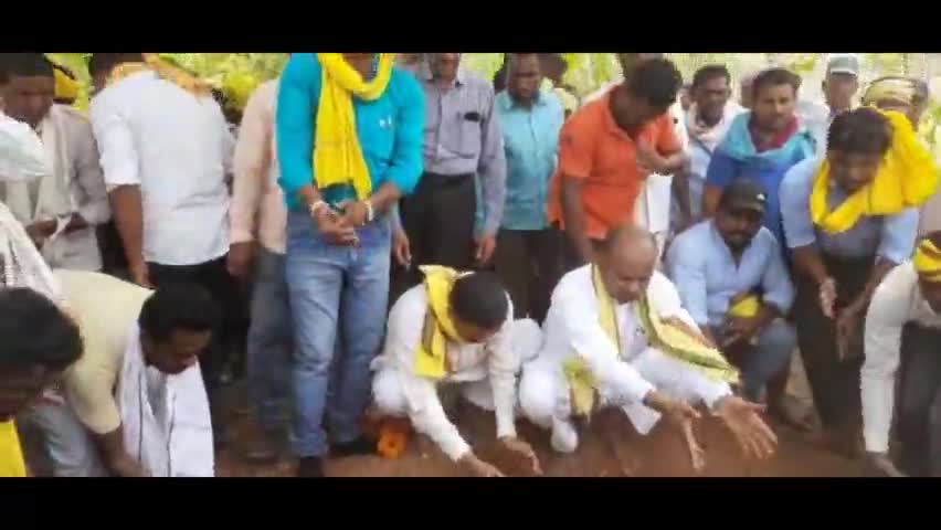 लाखन सिदार जी के मिट्टी संस्कार कार्यक्रम में पहुंचे गोंगपा राष्ट्रीय अध्यक्ष। #ggp