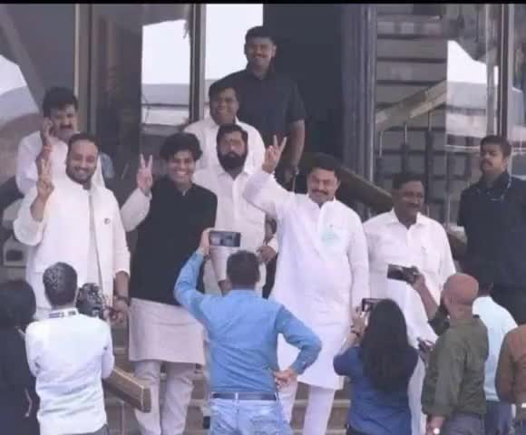 #Imranpratapgarhi को राज्य सभा जीत के लिए बहुत बहुत मुबारक बाद ||
याद रहे #Aimim के दो विधायको की वजह से जीत हासिल हुई है ||
और bjp दो वोटो से हारी है |
#Aimimjindabad
