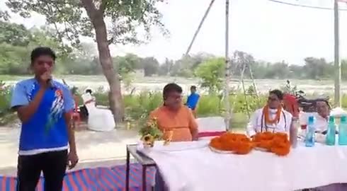 पटना ग्रामीण: देखिए यहां एक महिला खिलाड़ी ने प्रशांत किशोर के लिए कौन सा गाना गाया!
#बिहार #जनसुराज #प्रशांतकिशोर