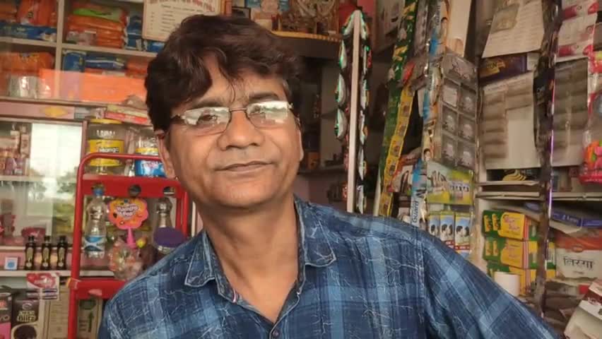 औरैया: हरियाणा रोडवेज़ में कंडक्टर सुरेंद्र द्वारा यात्रियों को पानी पिलाने का कार्य सराहनीय : व्यापार मंडल पदाधिकारी अजय #पेयजल
