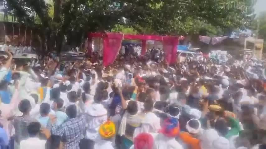 पीपलदा: #लोकप्रियता: 
दिलों में परवान चढ़ता पायलट का प्यार 💫💫💫💫🔖🔖🔖🔖🔖🤟🤟🤟