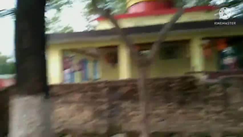 बेतिया: #राजदेवड़ी मंदिर परिसर में कचरा ही कचरा कृपया इसे एक बार जरूर देखें 🙏🙏🙏 #Bettiah #westchamparan