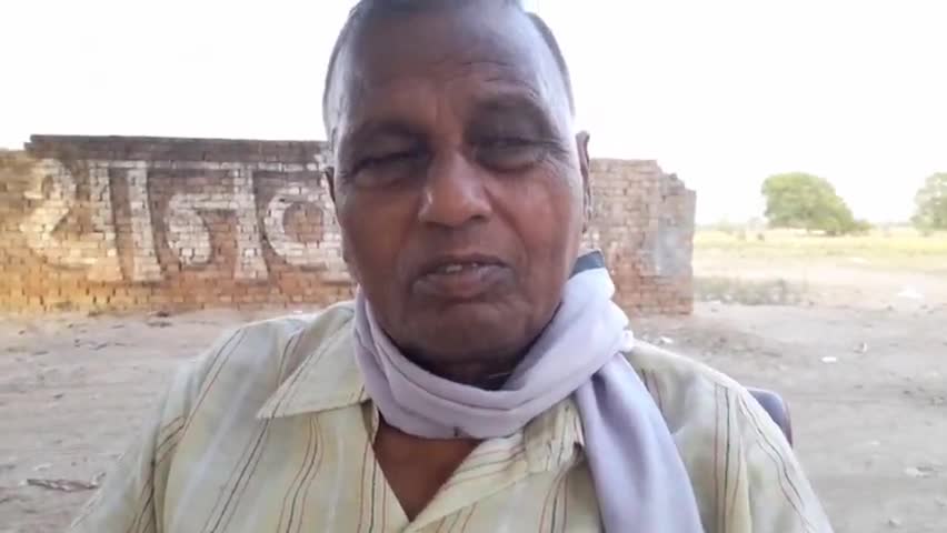 कलान: होमवर्क नहीं करने पर बच्ची को बांधकर धूप में छोड़ा, व्यक्ति ने कहा-'बच्चों को ऐसी सजा नहीं देनी चाहिए' #पढ़ाई