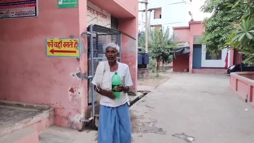 चिलचिलाती गर्मी में मिल रहा मरीजो को गर्म पानी 
#सीएचसी #गर्मी