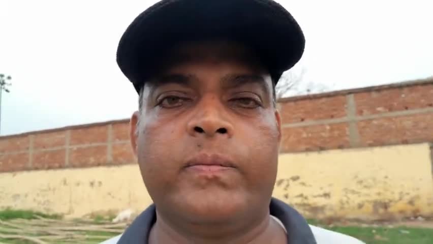 बाबूबरही: वायु प्रदूषण को कम करने के लिए तेल से चलने वाले वाहनों में कमी लाई जाए और पौधारोपण किया जाए - स्थानीय शख्स #वायु_प्रदूषण