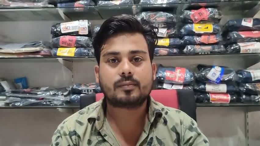 इटवा: वायु गुणवत्ता जीवन सूचकांक पर बोले BJP नेता गौरव सोनी-जितने पेड़ काटे जा रहे हैं उससे दुगने पेड़ लगाने चाहिए #वायु_प्रदूषण