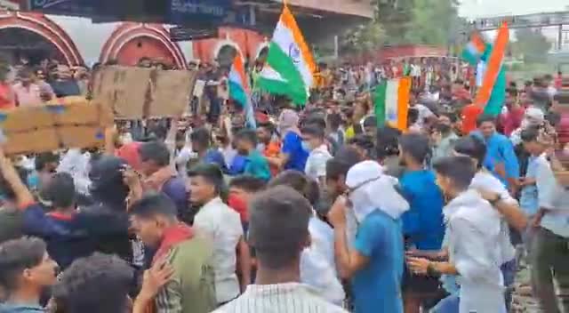 बख्तियारपुर: Bakhtiyarpur mein Agnipath ko Lekar Hua pura Hungama #bakhtiyarpur