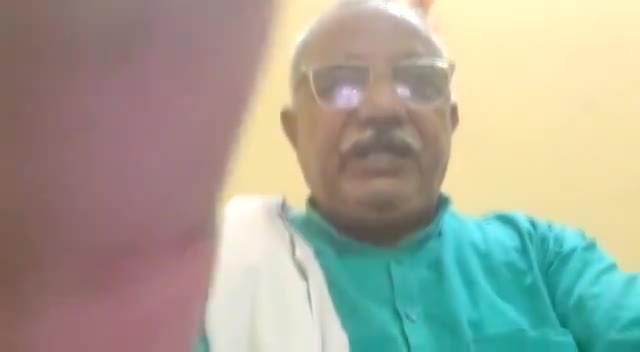 राजीव मलिक जी अगर आप पब्लिक के बीच में लाइव आ रहे हो तो आधी अधूरी बात मत बताओ सारी बातें सच-सच बताएँ
#bku_lokshakti 👇👇