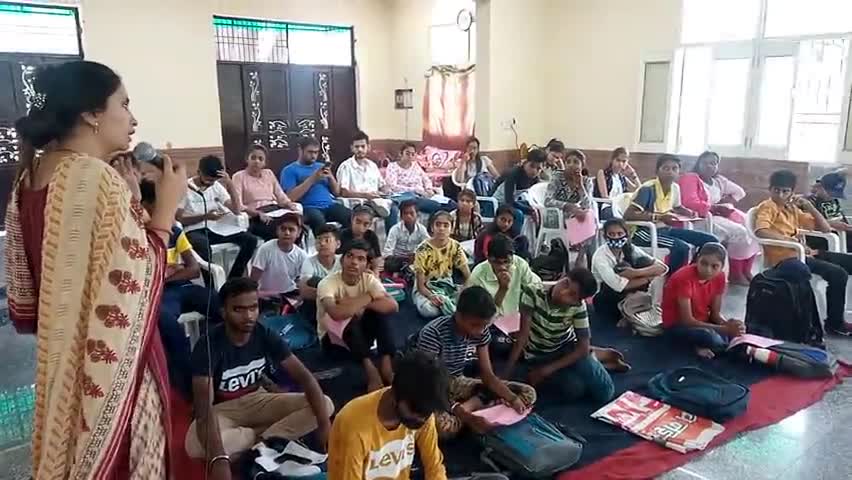 आज भारत निर्माण शिविर में विद्यार्थियों को  नशे के दुष्प्रभावों के बारे में जागरूक किया गया #7015551486 #फॉलो #joinus