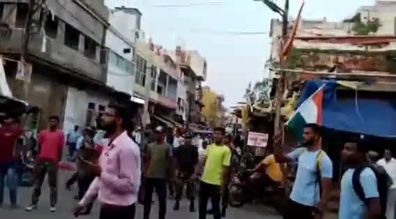 71 साल का बुढ़ा देश चलाएगा और 22 साल का नौजवान रिटायर होगा है ना कमाल की बात #अग्नीपथ_योजना #armywrittenexam #TOD