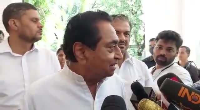 प्रदेश कांग्रेस अध्यक्ष एवं पूर्व मुख्यमंत्री कमलनाथ जी ने मुंबई
में मीडिया से चर्चा की।
#incmp #congress_news #pycmp