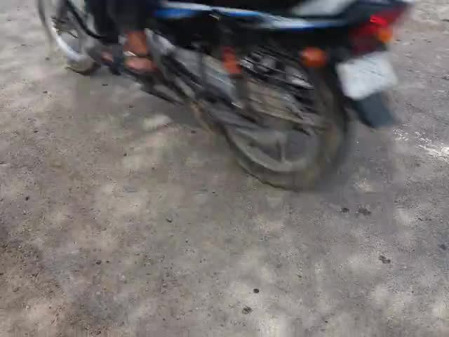 सवाई माधोपुर: रवांजना डूंगर थाना क्षेत्र में अवैध शराब बेचते दो आदमी गिरफ्तार #बाईक 
मुख्य आरोपी रामकेश पुत्र बजरंगा
गांव जाल्फा खेड़ी