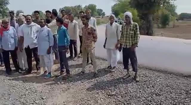 बैतूल: #4लाइन #हाइवे बना ग्रामीण #किसानों के लिए रास्ते का रोडा #शासन से लगाई समस्या के समाधान कि गुहार