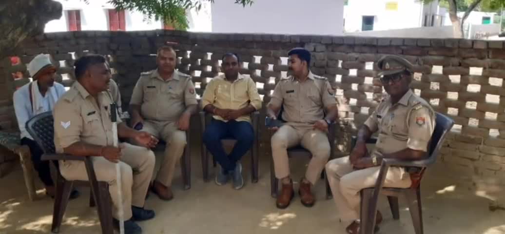 सादाबाद: गांव बहादुरपुर देवकरण में भारतीय किसान यूनियन के जिला अध्यक्ष को पुलिस ने घर में ही किया नजरबंद #अग्निपथ
