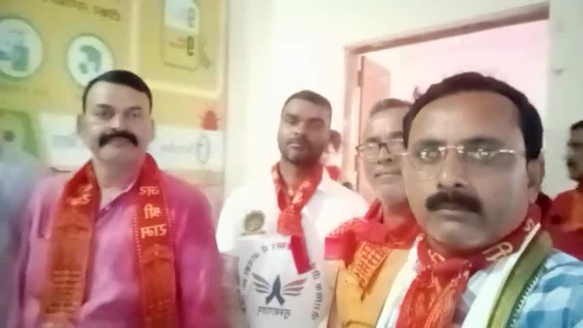 #अद्दभुत
भारत गौरव यात्रा पर आये सभी दर्शनार्थियों का बक्सर विश्वामित्र की तपोस्थली और भगवान श्रीराम की शिक्षास्थली पर भव्य स्वागत किया गया।
पुनः पधारे आप सभी तीर्थयात्रियों का #हार्दिक_अभिनंदन है।