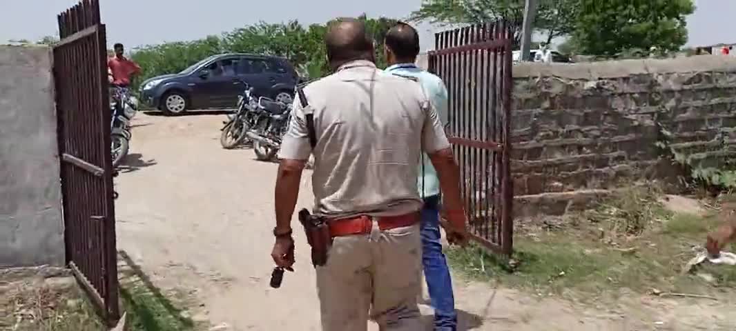 ग्वालियर गिर्द: धई गांव में आए फरजी पत्रकार @ पुलिस फोर्स ने भगाया#सरपंची के चुनाव में#25/6/2022