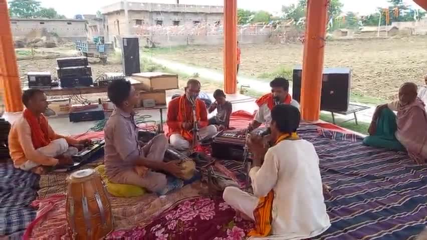#शिवरात्रि के शुभ अवसर पर हरसाल 
शाहपुर प्रखंड सारंगपुर #श्री हरिहर बाबा 
भगवान विष्णु चर्चा करते है!!