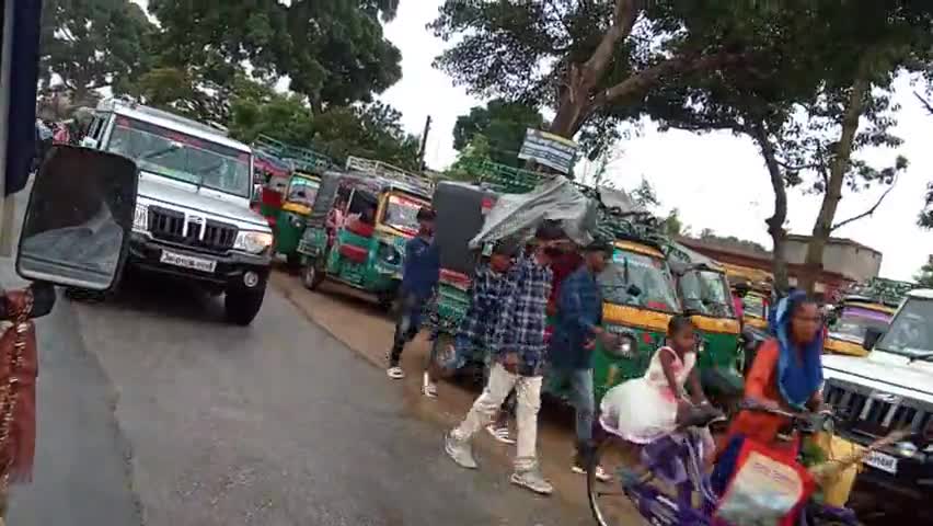 गुमला के नागफनी मे आज रथ यात्रा को लेकर मेला का आयोजन किया गया था जहा प्रशासन की लापरवाही देखी गए ।#Dr pk Sahu #