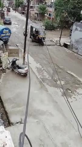 किशनगढ़: किशनगढ़ के देशवाली मोहल्ले की रोड पहली बारिश में ही खुल गयी पोल #ajmerupdate #kishangarh #indianlaws #roadacc