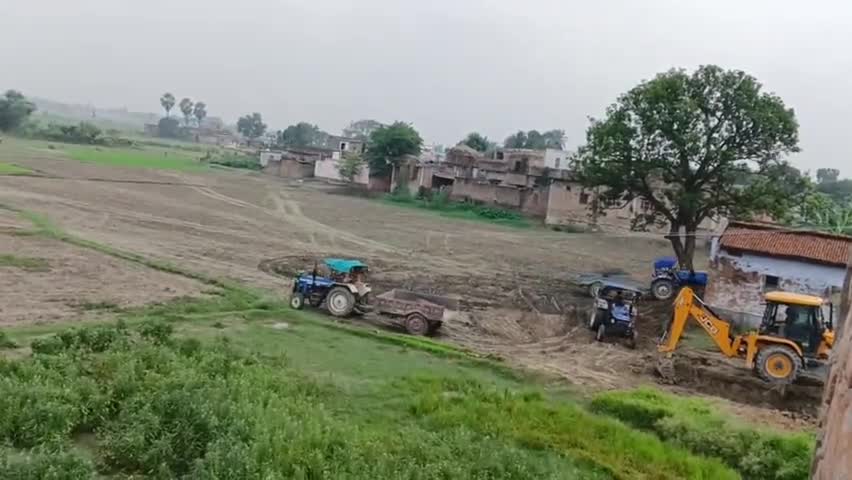 बैकुंठपुर प्रखंड के सबिली गांव में कुछ लोग सरकारी जमीन पर कब्जा कर थे लेकिन वहां के मुखिया जी ने रोक लगा
दिए। #बैकुंठपुर