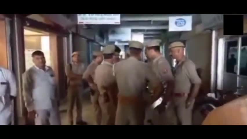 देवरिया में पिस्टल के दम पर लाखों की लूट || #shanewslive