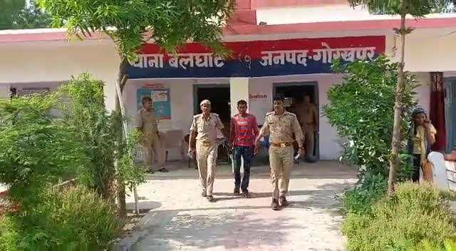 #खजनी#गोला
#नाबालिग लड़की से रेप करने वाले पास्को एक्ट मे वांछित अभियुक्त को#बेलघाट पुलिस ने भेजा जेल@
#news24official