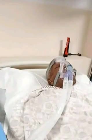 #आदरणीय_लालू_प्रसाद जी की #सेहतयाबी की #दुआ करते हैं।
Get well soon #Lalu_ji!