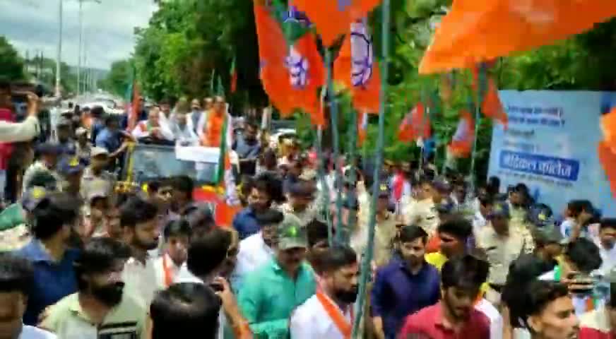"तीन लोक से न्यारी बुधनी,
 मुझे जान से प्यारी बुधनी"
 #Budhni #BJP4MP #जीतेंगे_बूथ_जीतेगी_भाजपा
