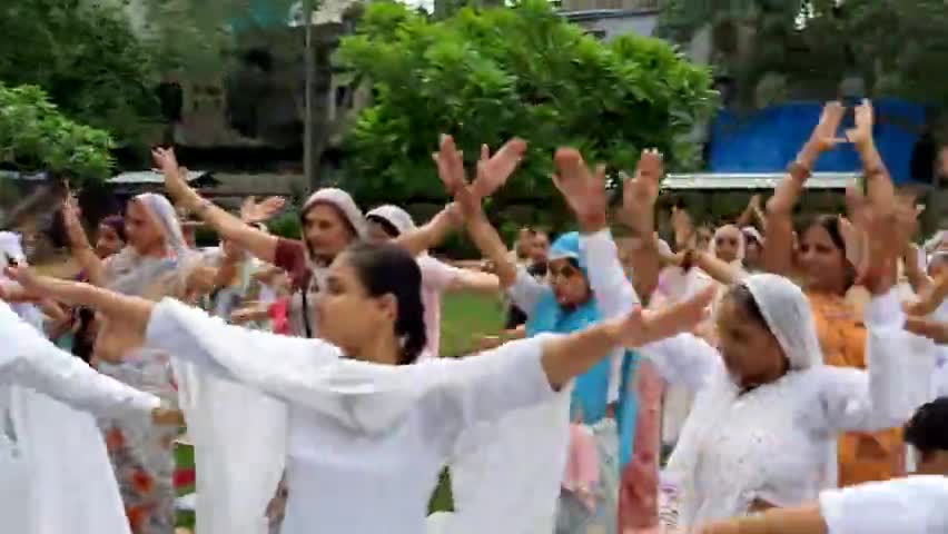 जिंदगी तो सबके पास है
पर हर कोई जिंदा थोड़ी है
#laugh #laughter #laughing #laughterchallenge 
@#national_news
