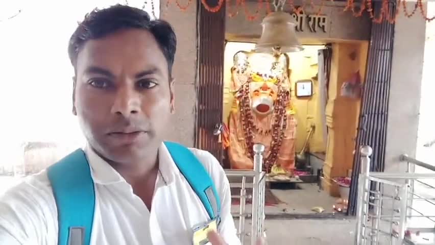 श्री कमाली चमत्कारी,मनोकामना पूर्ण हनुमान मंदिर।
पूरा वीडियो यूट्यूब चैनल #Rohit_Mehra_Vlogs
पर देखें।
#8269677970