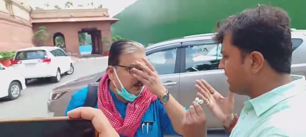 राजद के राज्यसभा सांसद प्रो.मनोज झा जी ने #अग्निपथ स्कीम पर राज्यसभा में कार्य स्थगन प्रस्ताव दिया, कहा- 'ये योजना युवाओं के साथ छलावा है'

युवाओं का बल,