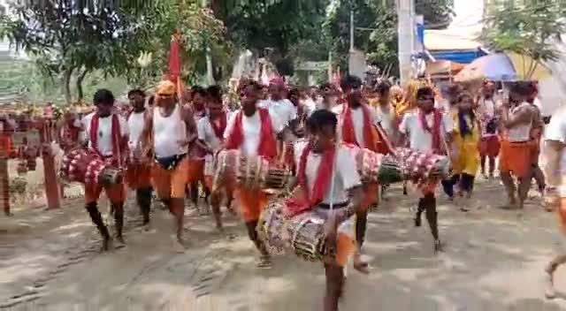 #सुल्तानगंज से 54 फिट का कांवर ले चला बाबाधाम 600 कांवरियों का जत्था वैद्यनाथ धाम पहुंचकर महादेव का करेंगे जलाभिषेक🙏