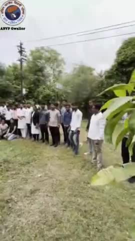 जीवाजी विश्वविद्यालय, ग्वालियर में विकासार्थ विद्यार्थी द्वारा बनाया गया औषधि उद्यान।

विकासार्थ विद्यार्थी द्वारा देशभर में 1 करोड़ पौधारोपण हेतु चलाए जा रहे #MissionPlantation के अंतर्गत ग्वालियर महानगर इकाई द्वारा आयोजित पौधारोपण अभियान।