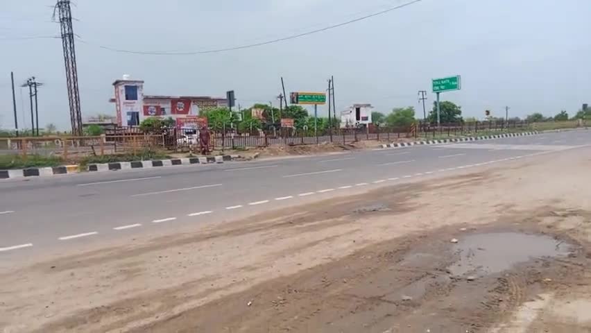 मथुरा: NHAI की लपरवाही से हो सकता है बड़ा हदसा#sanchar24news#newnews #mathuranews #nhai @