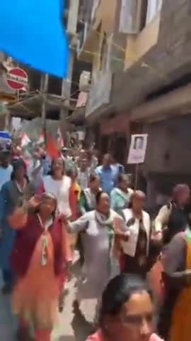 आज रामपुर में कांग्रेस नेता विक्रमादित्य सिंह ने किसान आक्रोश रैली निकली!!
#हिमाचल_प्रदेश