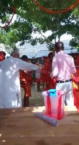 लोक जनशक्ति पार्टी(रा)द्वारा तारापुर काँवरिया पथ पर निःशुल्क सेवा शिविर में बम को लगातार मिल रही सेवा#मिथलेश#सिंह#रोहित