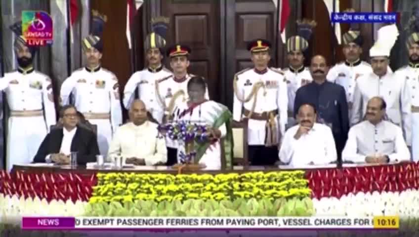 राष्ट्रपति शपथ ग्रहण समारोह में सभी को  उद्बोधन शब्द में स्वागत किया सबका कल्याण करने वाली प्रकृति की #जय_जोहार