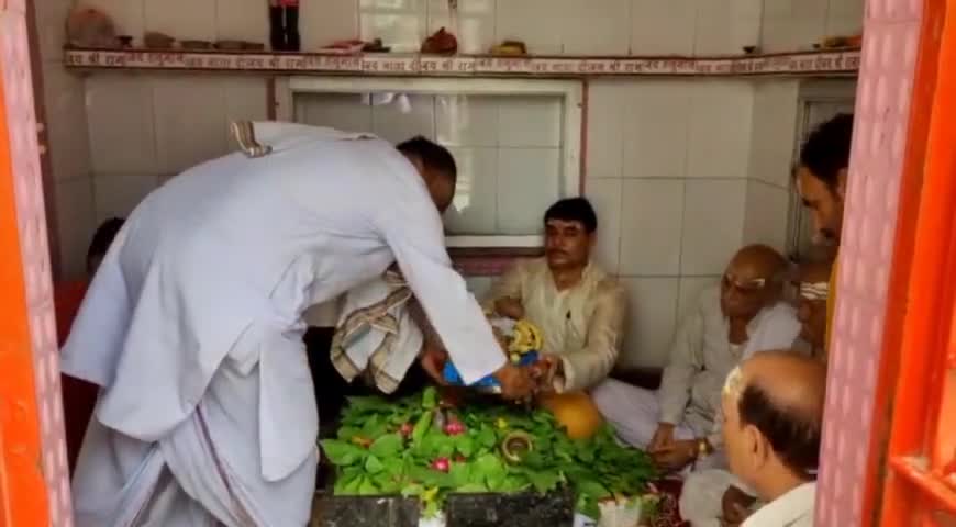 #कानपुर:-द्वितीय सोमवार को बाबा भोलेनाथ का प्रति वर्ष की भांति इस वर्ष भी महा #रुद्राभिषेक व विशाल भंडारे का आयोजन हुआ