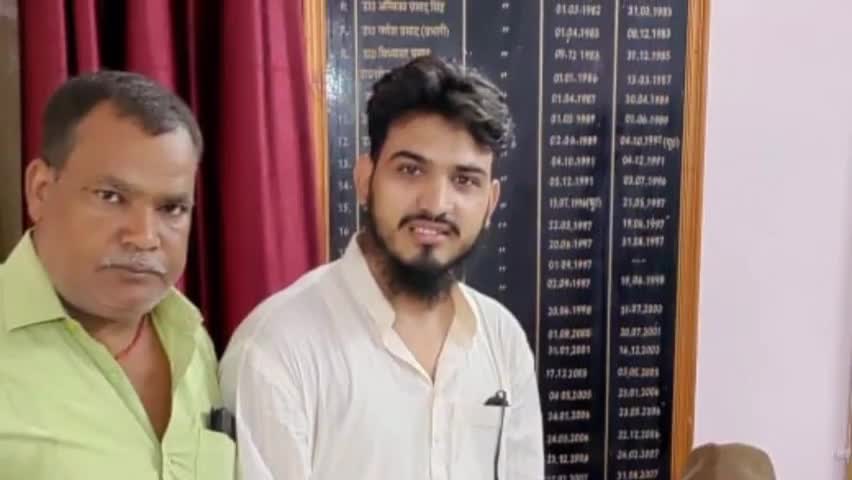 रोहतास: जाप नेता तोराब ने सासाराम में सीएस से मिलकर पहाड़ पर एंबुलेंस उपलब्ध कराने के लिए मांग पत्र सौंपा #एंबुलेंस