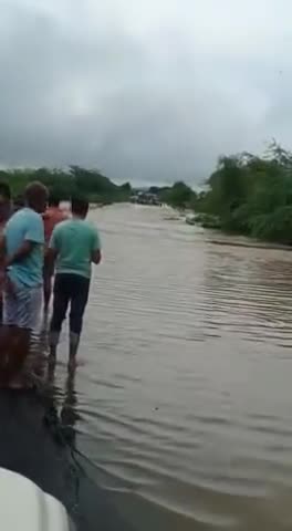 बिलाड़ा से सोजत जाने वाला रास्ते पर भरा पानी
#बिलाड़ा #सोजत