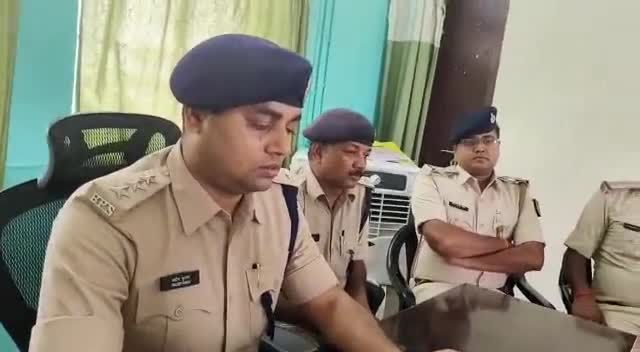 rajgir griyak rod loot kand ka police ne kiya khulasa
rajgir
#loot #dakaiti