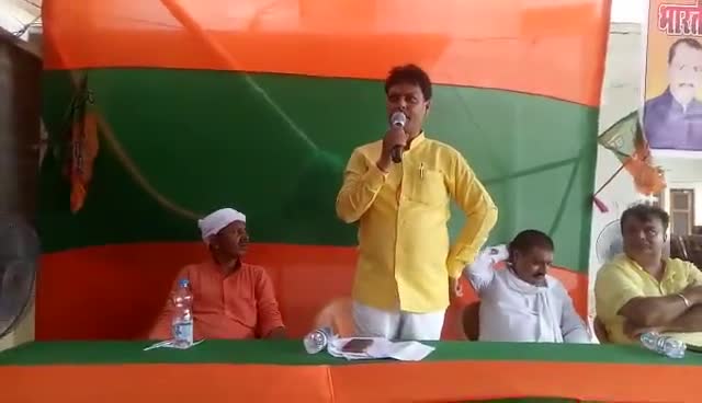 #शिवहर जिला के महुअरिया लाभार्थी सम्मेलन को संबोधित करते हुए भाजपा प्रदेश कार्यसमिति सदस्य किसान मोर्चा हरेश कुमार सिंह